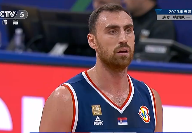  丘里奇单反神技，安特卫普站力克名将称雄