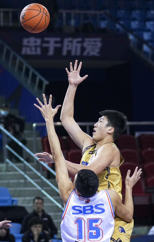  南京同曦替补席发威逆转战胜福建浔兴