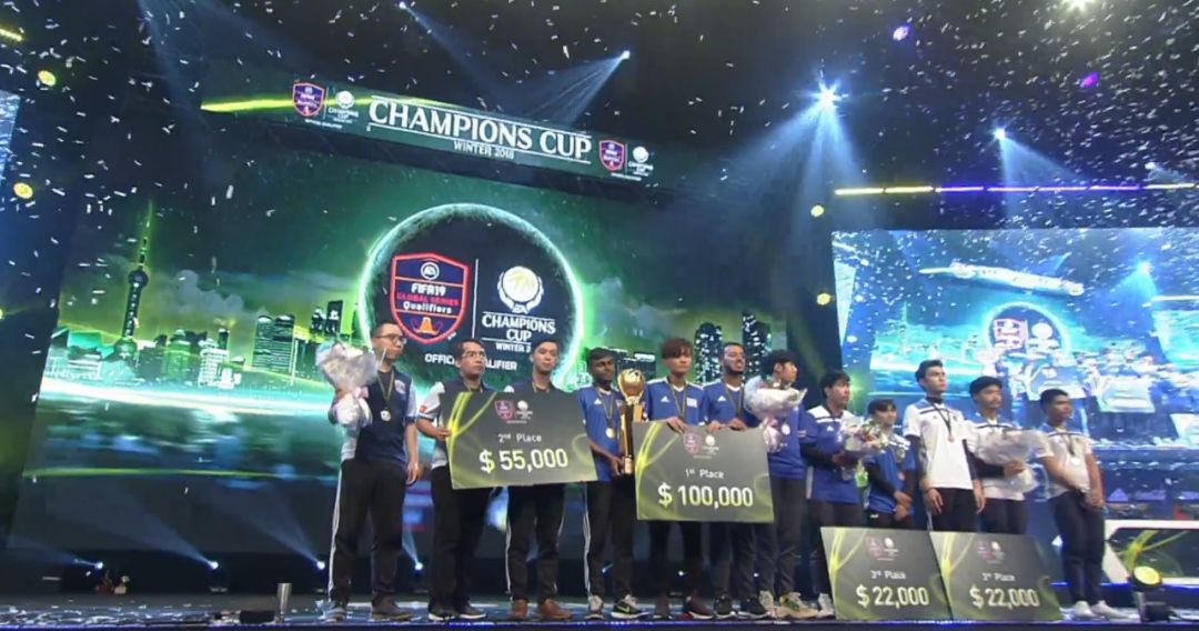  电竞新星闪耀赛场斩获冠军荣耀